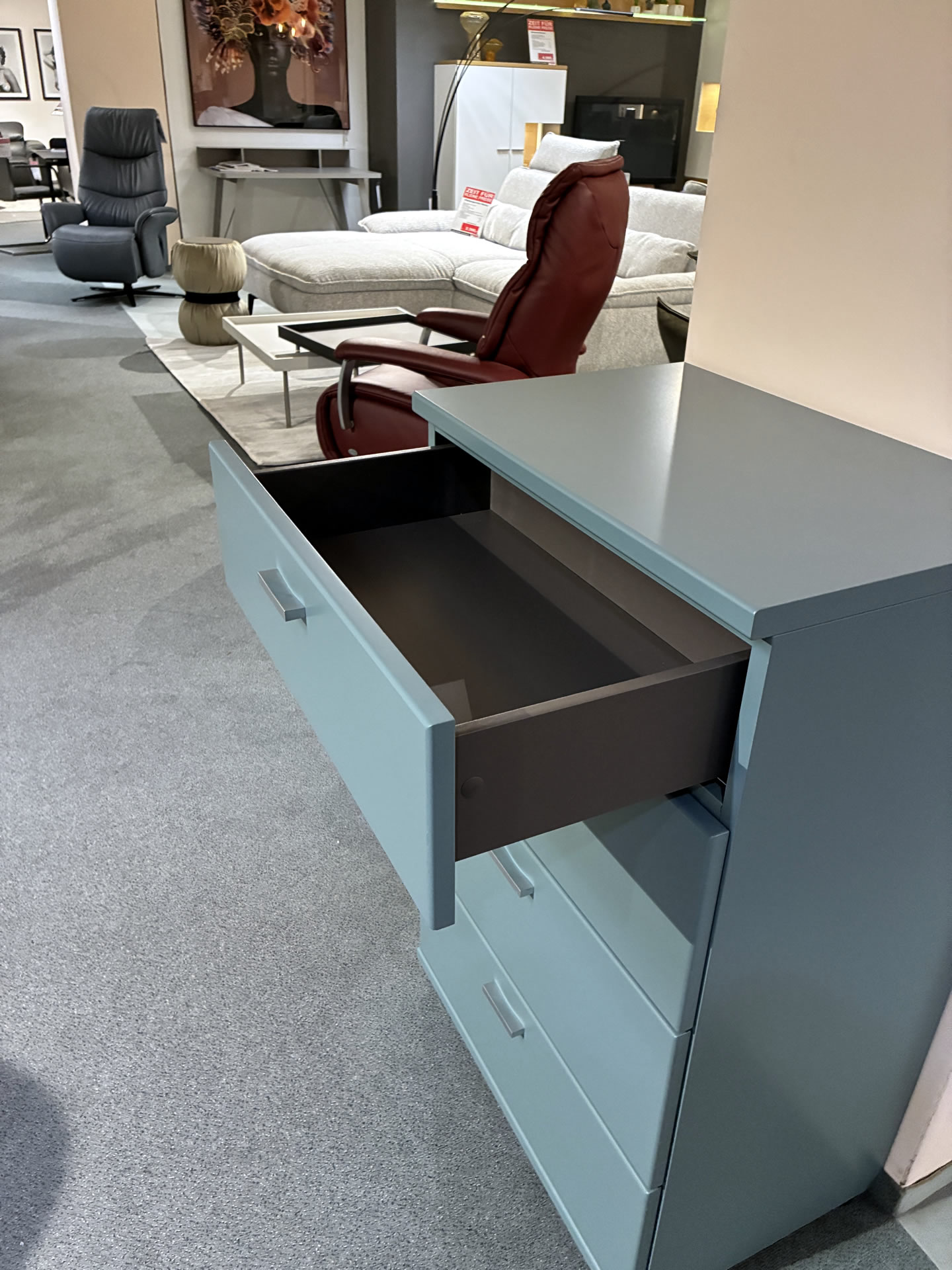 Schubkastenkommode in Lack Ocean matt