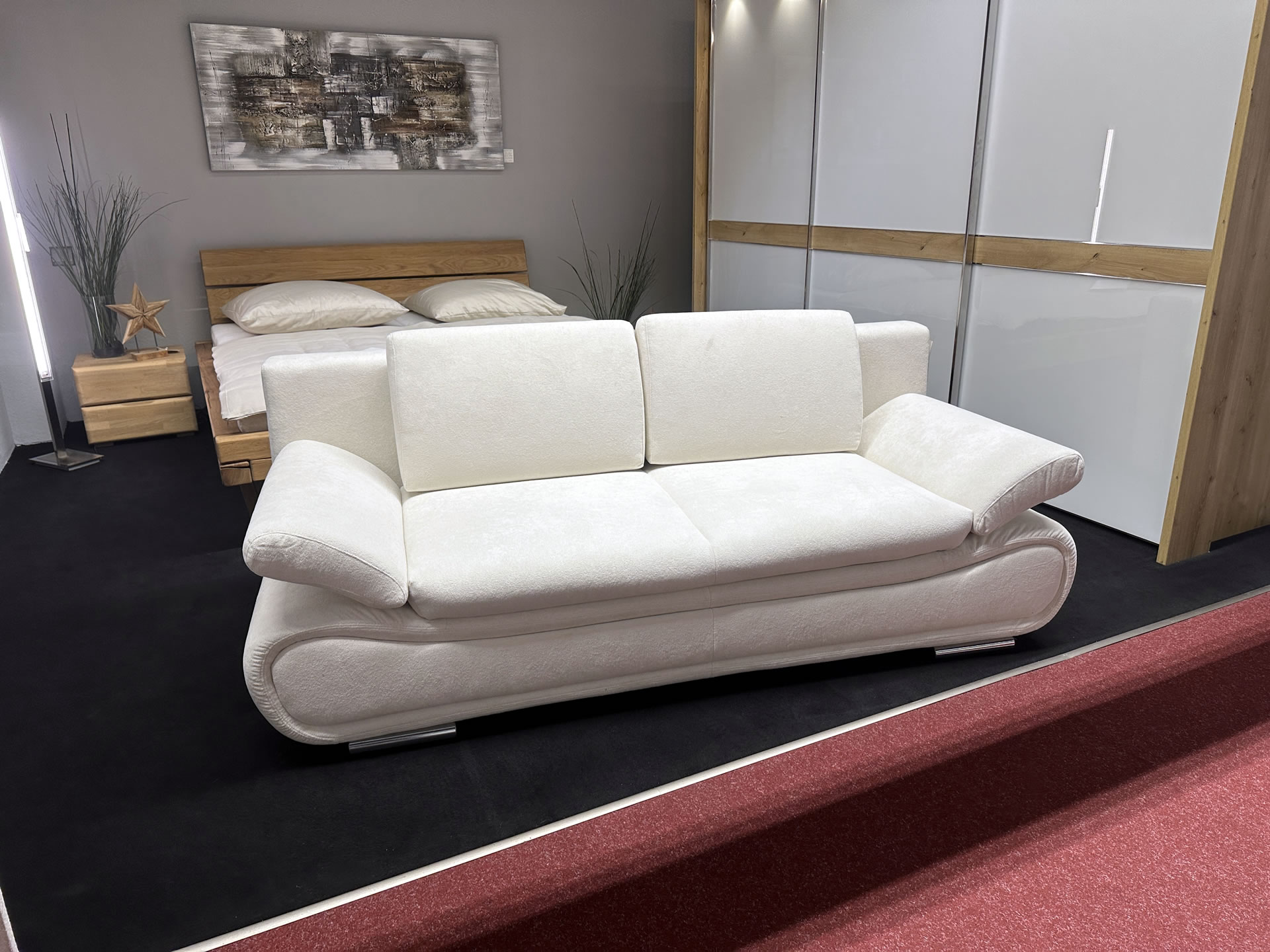 Schlafsofa Verdana mit verstellbaren Armlehnen